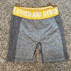 Gymshark biker shorts 6”